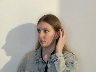 AmiEllert livejasmin