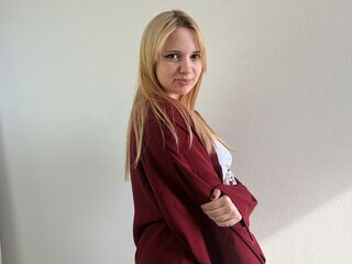 TracyWalton amateur