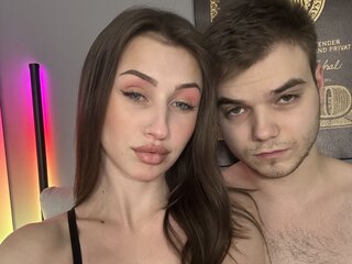 VikkiGeorge cam